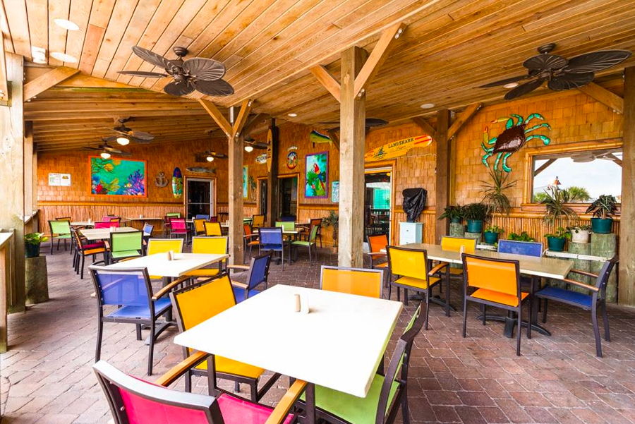 Jack Mackerels Island Grill pet friendly restaurant