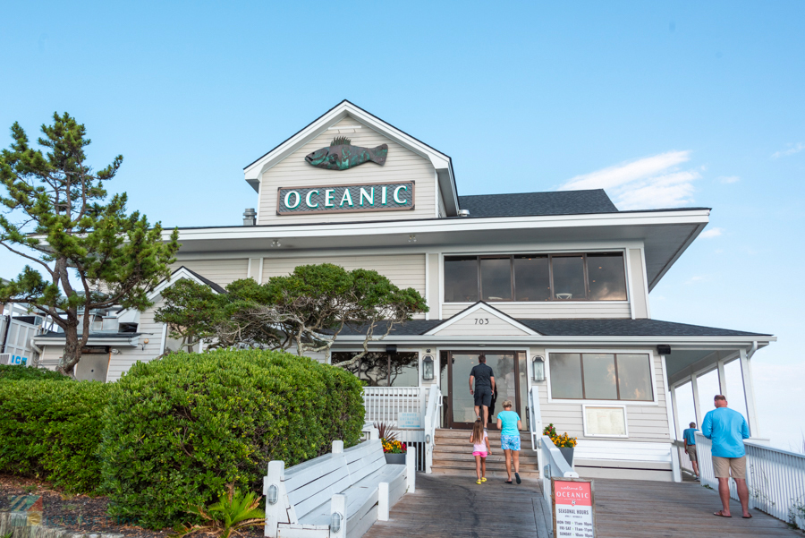 oceanic pet friendly restaurant